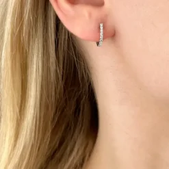12 mm diamant creoler i 14 karat hvidguld med diamant