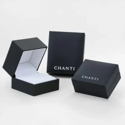5 mm elfenben hvid perleøreringe i 14 karat guld