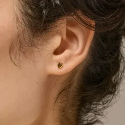 5 mm Enamel Heart ørestikker i forgyldt sølv