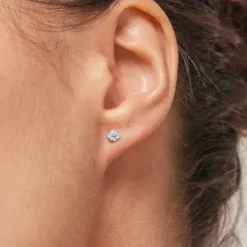 4 mm Enamel Rio Mini ørestikker i sølv