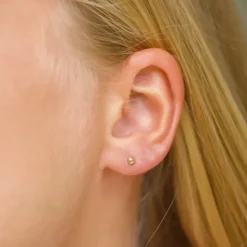 3 mm kugle øreringe i 14 karat guld