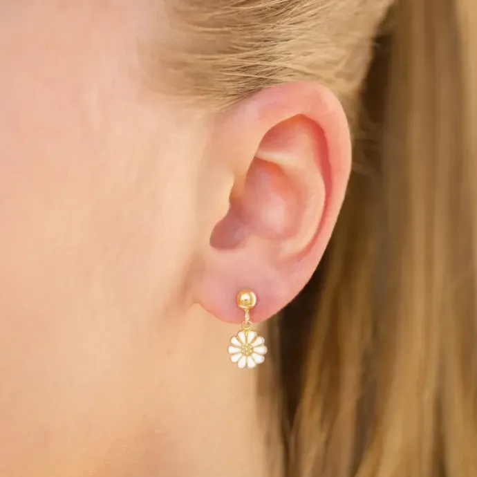 8 mm marguerit ørestikker i forgyldt sølv - Maggie