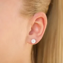 6,5 mm marguerit ørestikker i sølv - Maggie