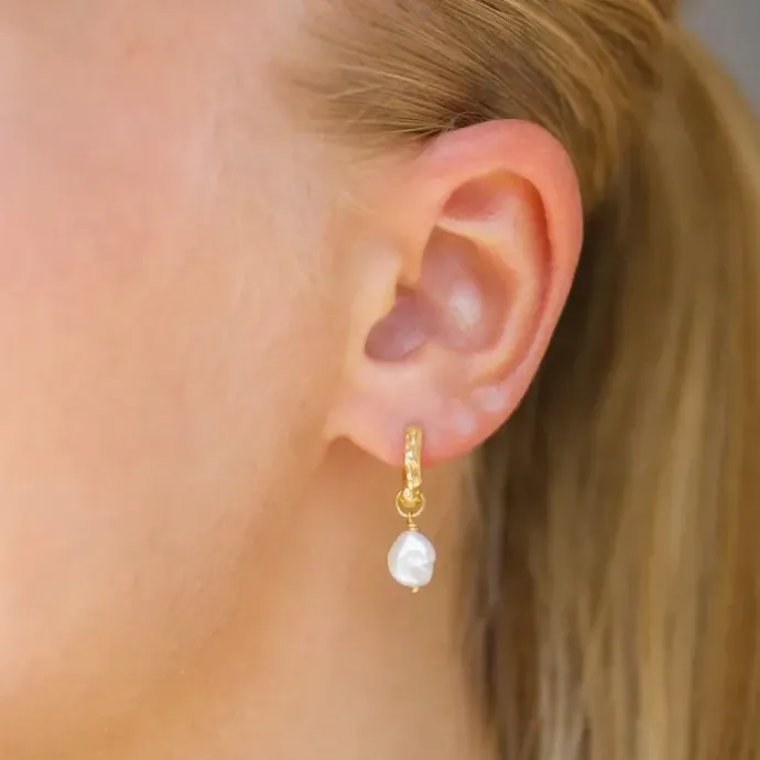 13 mm perle creoler i forgyldt sølv