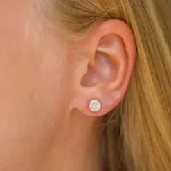 6 mm ørestikker i 9 karat guld med zirkon