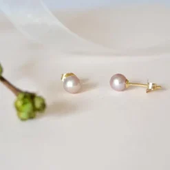 5,5 mm rosa perleøreringe i 14 karat guld