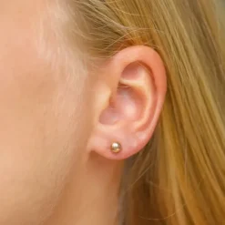 1/2 par 5 mm øreringe i 9 karat guld