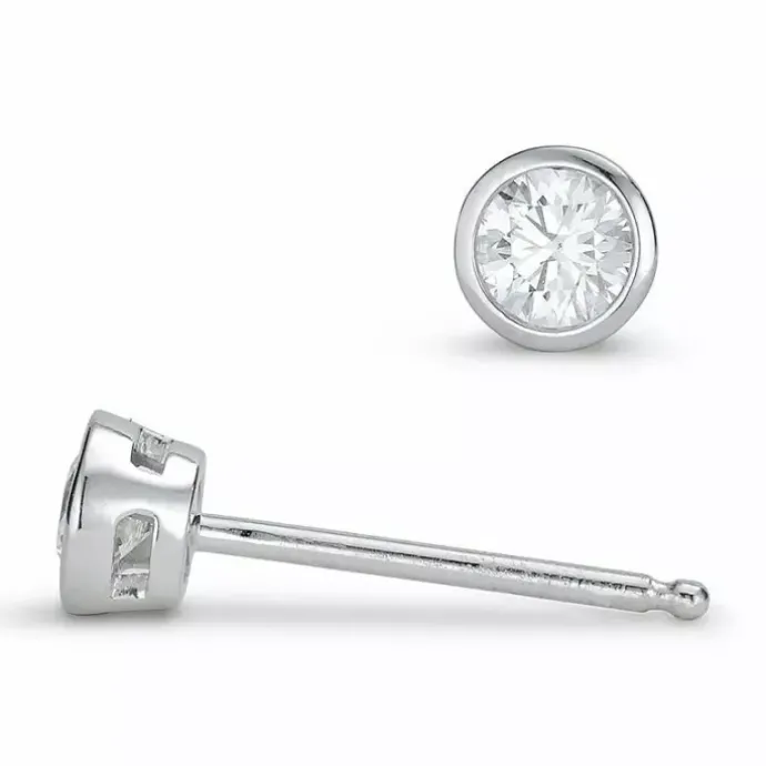 2 x 0,15 ct solitaireørestikker i 14 karat hvidguld med diamant