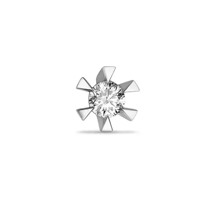1 x 0,06 ct diamant solitaireørestik i 14 karat hvidguld med diamant