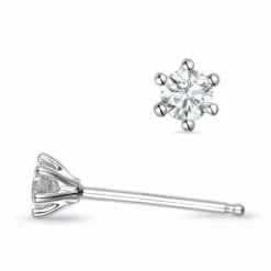 2 x 0,11 ct Kampagne - diamant solitaireørestikker i 14 karat hvidguld med diamant