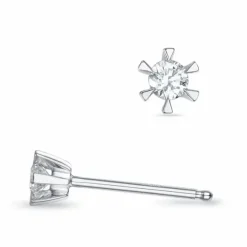 2 x 0,08 ct Kampagne - diamant solitaireørestikker i 14 karat hvidguld med diamant