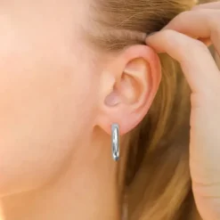 4 x 21 mm vandfaste halvcreoler i stål - OCEANA