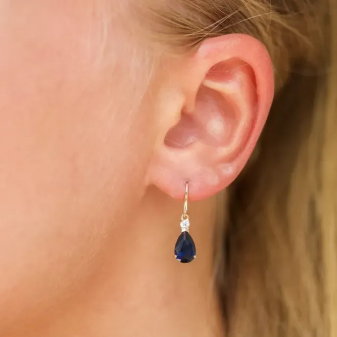 Dråbe mørkeblå øreringe i 9 karat guld med zirkon og syntetisk safir