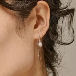 Enamel Eleanor Pearl perle kæde øreringe i sølv