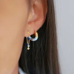 Enamel Lola Marine kæde øreringe i forgyldt sølv blå emalje lyseblå emalje