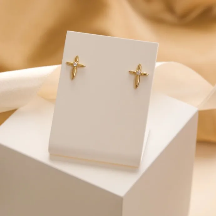 Kors ørestikker i 9 karat guld med zirkon