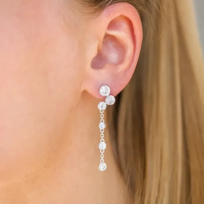 Lange zirkon øreringe i sølv - Bubbly Sparkle